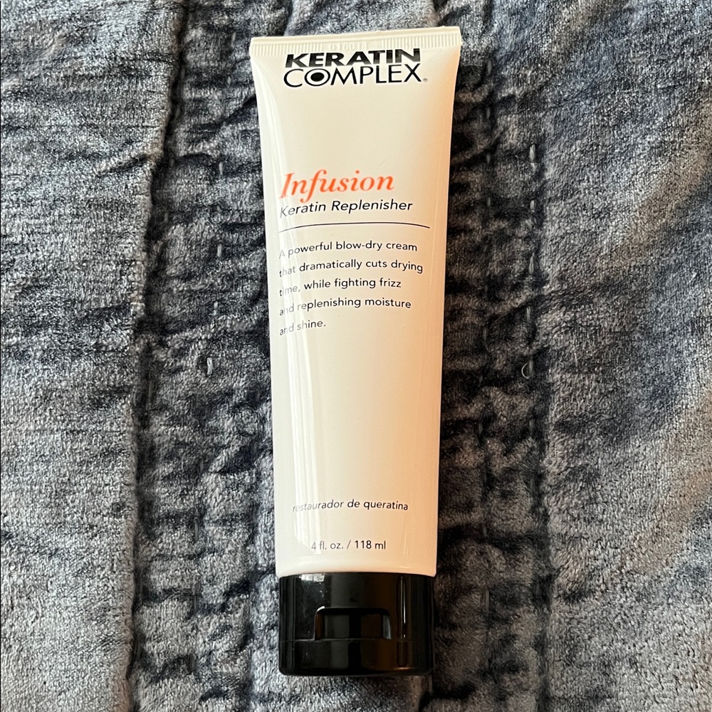 NWT Keratin Complex Infusion Keratin Replenisher fights fizz +add moisture/shine